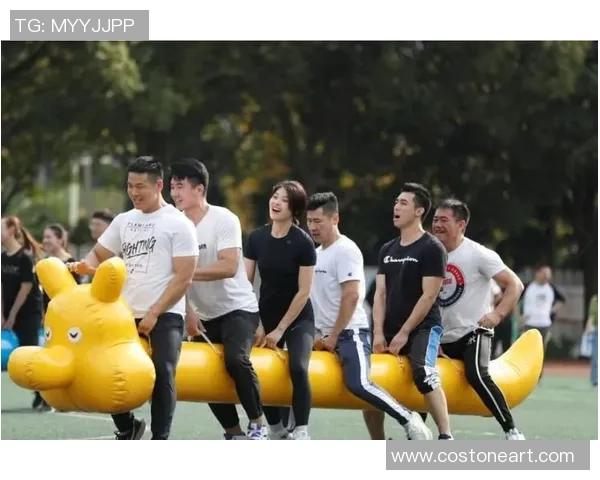 上海羽毛球队在城市联赛中的团队协作表现分析与点评 上海羽毛球队在城市联赛中的团队协作表现分析与点评