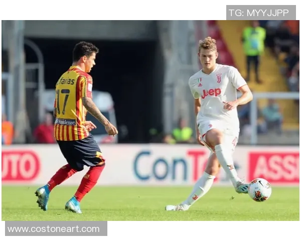 德里赫特出席公益活动，传递关爱之心感动万千球迷